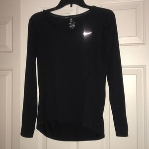NIKE LONGSLEEVE